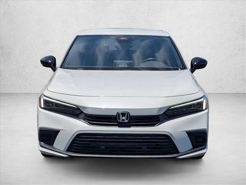Used 2024 Honda Civic Sport image 2