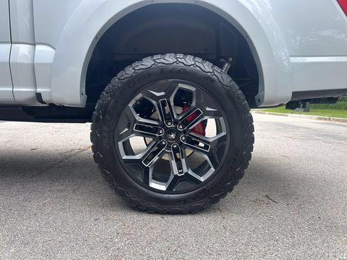 Used 2022 Ford F150 XLT w/ Equipment Group 302A High AWD/4WD image 40
