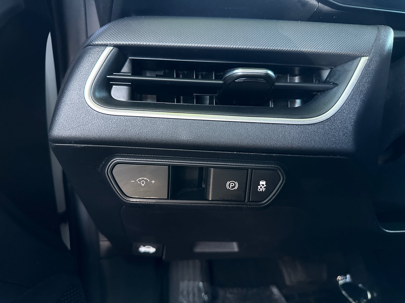 Used 2025 Kia K4 FWD image 17