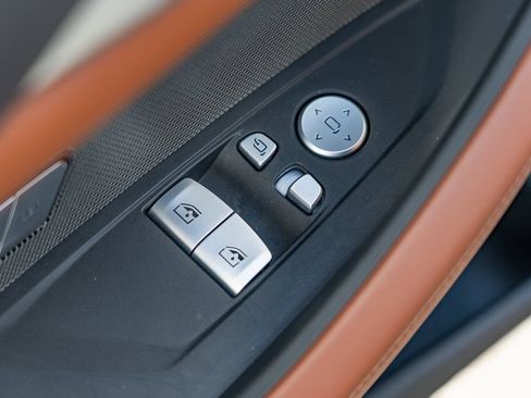 Used 2026 BMW M4 xDrive Competition w/ M Driver's Package AWD/4WD image 14