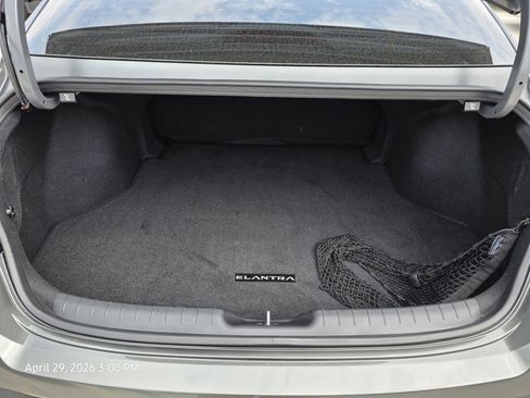 Certified 2025 Hyundai Elantra Sport FWD image 17