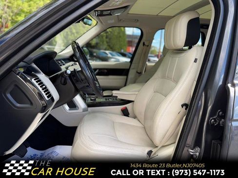 Used 2019 Land Rover Range Rover HSE AWD/4WD image 16