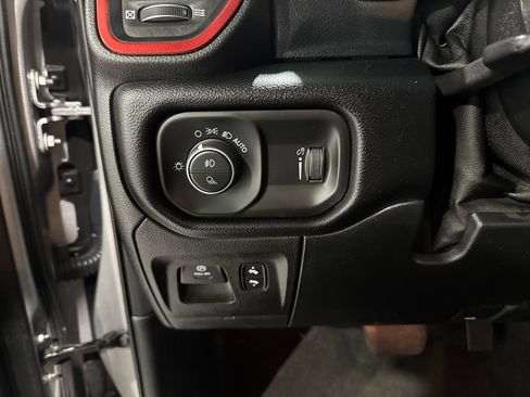Used 2020 RAM 1500 Rebel w/ Level 2 Equipment Group AWD/4WD image 36