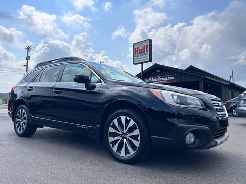 Used 2017 Subaru Outback 2.5i Limited AWD/4WD image 1