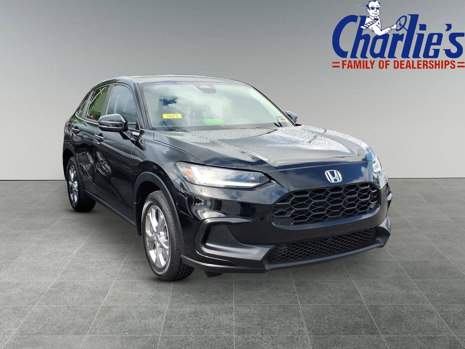 Used 2023 Honda HR-V LX image 3