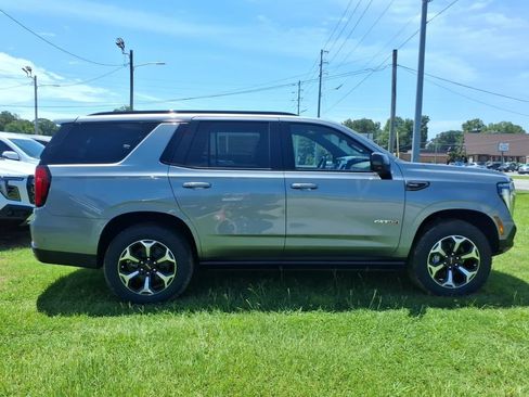 New 2026 GMC Yukon AT4 w/ AT4 Premium Plus Package AWD/4WD image 8