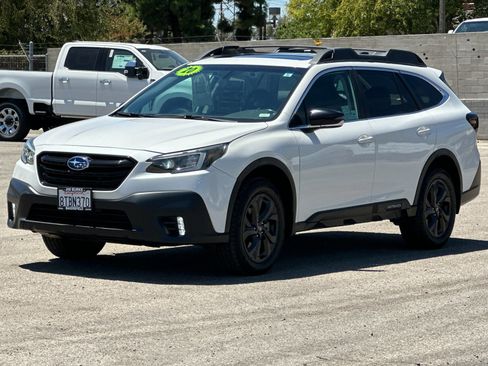 Used 2020 Subaru Outback Onyx Edition XT image 8