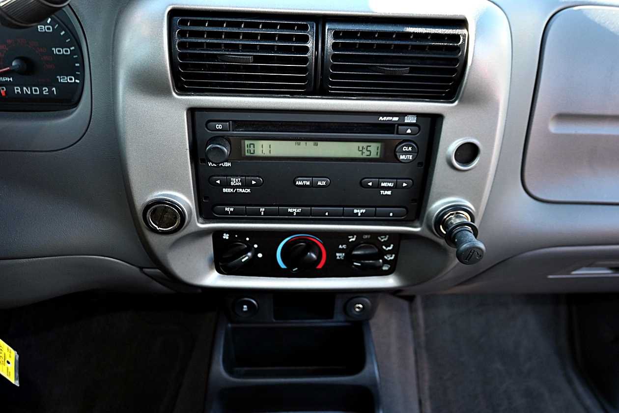 Used 2010 Ford Ranger XLT RWD image 10