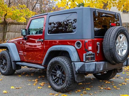 Used 2010 Jeep Wrangler Sport image 4