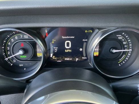 Used 2022 Jeep Wrangler Unlimited Sahara image 30