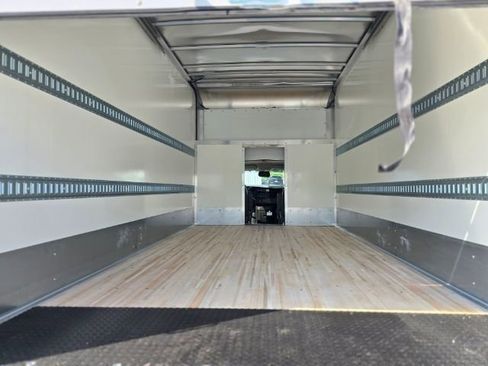 New 2024 Chevrolet Express 4500 w/ Power Convenience Package image 8