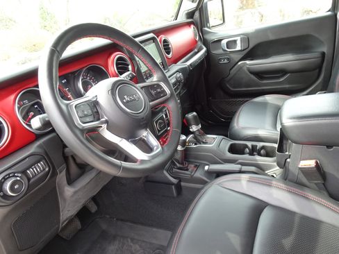 Used 2021 Jeep Wrangler Unlimited Rubicon image 17