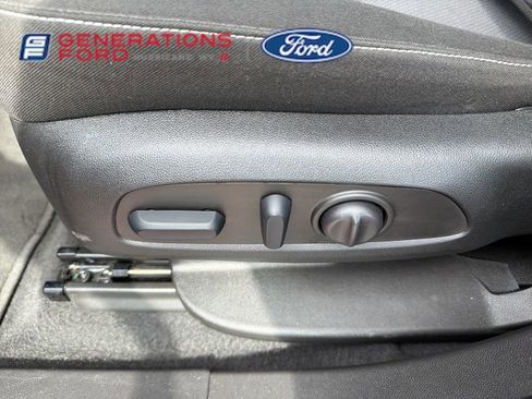 Used 2025 Chevrolet Blazer LT image 18