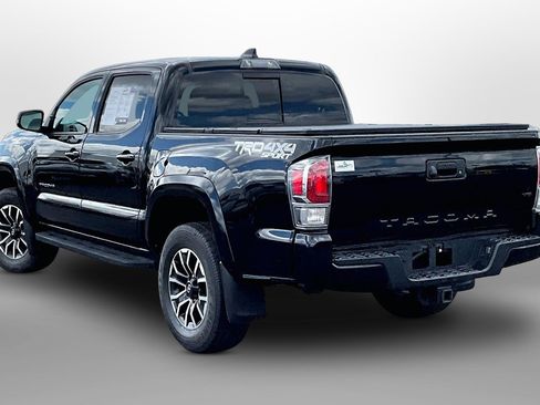 Used 2022 Toyota Tacoma TRD Sport AWD/4WD image 10