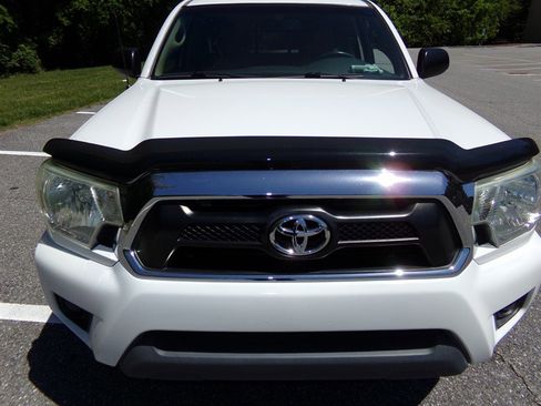 Used 2013 Toyota Tacoma 2WD Access Cab w/ SR5 Pkg image 3