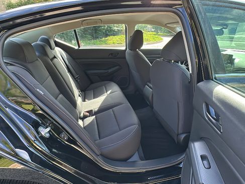 Certified 2023 Nissan Altima 2.5 S FWD image 23