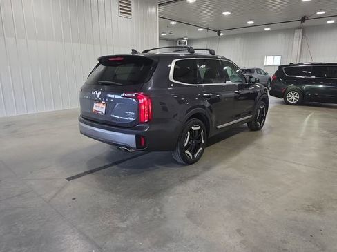 Used 2025 Kia Telluride S AWD/4WD image 8
