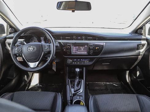 Used 2015 Toyota Corolla S image 12