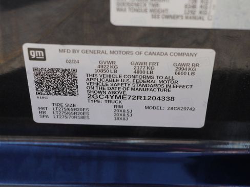 Used 2024 Chevrolet Silverado 2500 Custom w/ Custom Value Package image 36