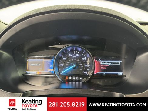 Used 2019 Ford Explorer Limited w/ Class III Trailer Tow Package FWD image 24