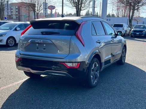 Certified 2025 Kia Niro Wind w/ Wind Preserve Package image 5