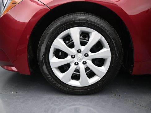 Used 2025 Toyota Corolla LE FWD image 25