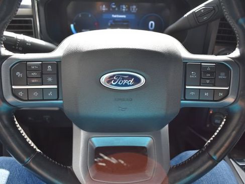 Used 2023 Ford F250 Lariat w/ Lariat Ultimate Package AWD/4WD image 26