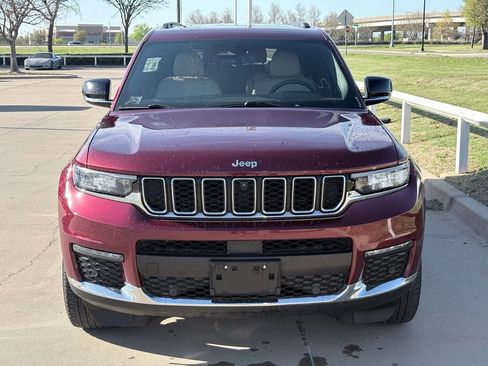 Used 2023 Jeep Grand Cherokee L Limited w/ Luxury Tech Group II image 2