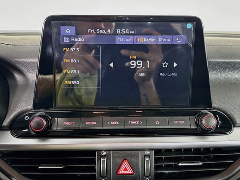 Used 2022 Kia Forte LXS w/ LXS Technology Package FWD image 16