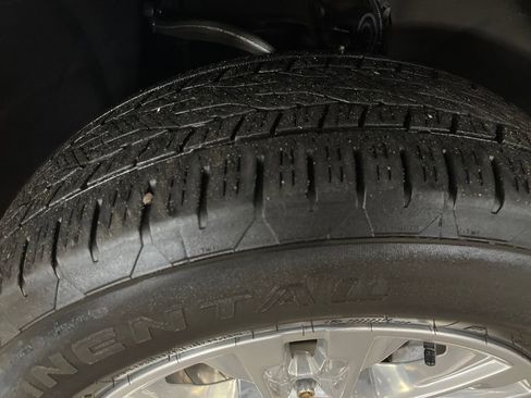 Certified 2022 GMC Yukon Denali image 28