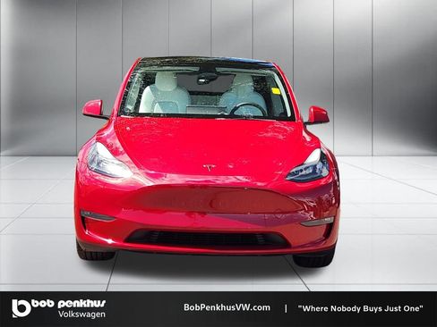 Used 2023 Tesla Model Y Long Range AWD/4WD image 22