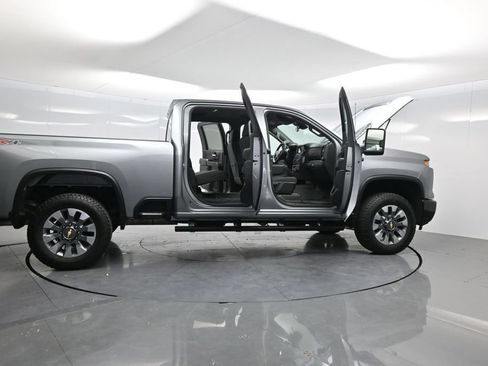 Used 2025 Chevrolet Silverado 2500 Custom w/ Custom Convenience Package AWD/4WD image 47