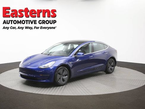 Used 2020 Tesla Model 3 Standard Range RWD image 52