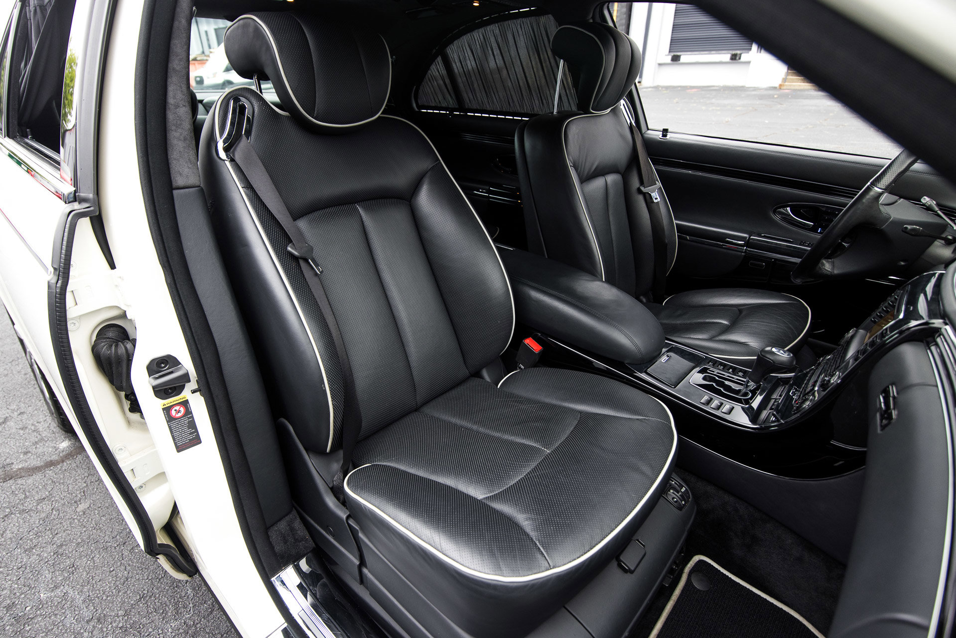 Used 2008 Maybach 57 S RWD image 17