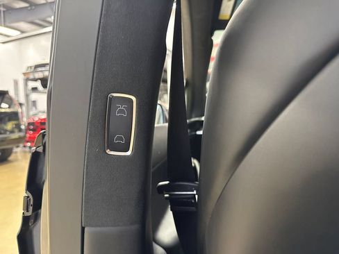 Used 2022 Tesla Model X Plaid AWD/4WD image 94