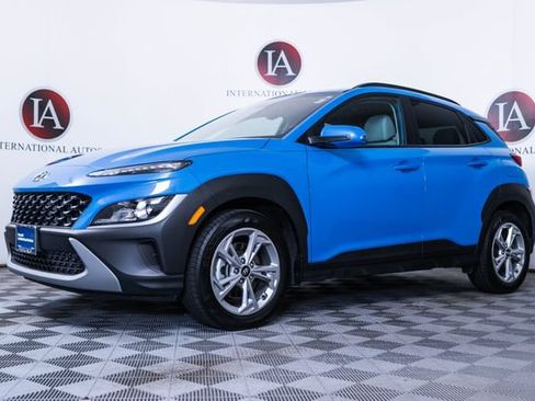 Certified 2022 Hyundai Kona SEL w/ Convenience Package AWD/4WD image 3