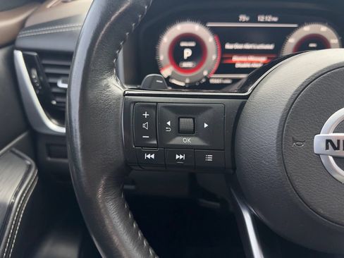 Used 2021 Nissan Rogue Platinum AWD/4WD image 11