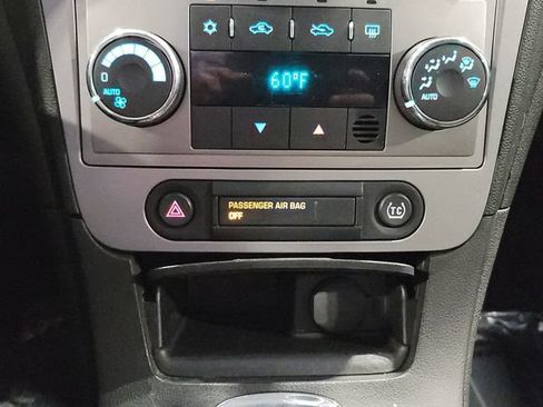 Used 2009 Chevrolet Malibu LTZ FWD image 28
