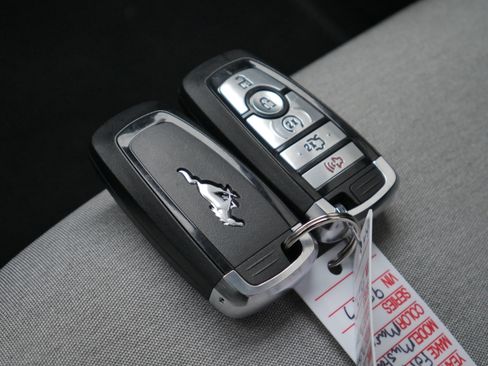 Certified 2025 Ford Mustang GT image 31