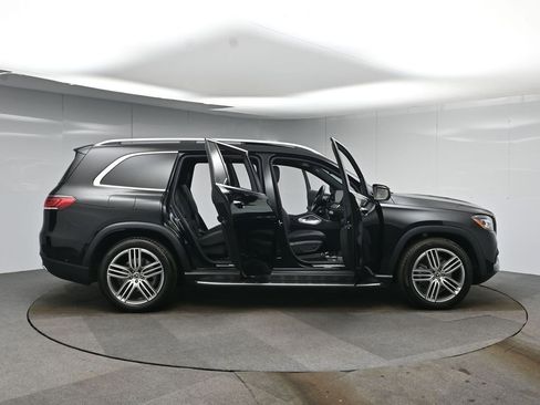 Used 2022 Mercedes-Benz GLS 450 4MATIC image 65