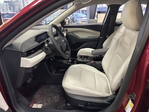 New 2025 Ford Mustang Mach-E Premium image 9