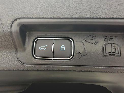 Certified 2026 Ford Explorer Active w/ Active Comfort Package AWD/4WD image 32