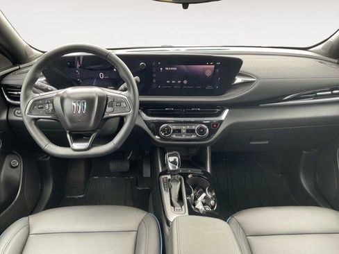 Used 2024 Buick Envista Sport Touring w/ Convenience I Package image 12