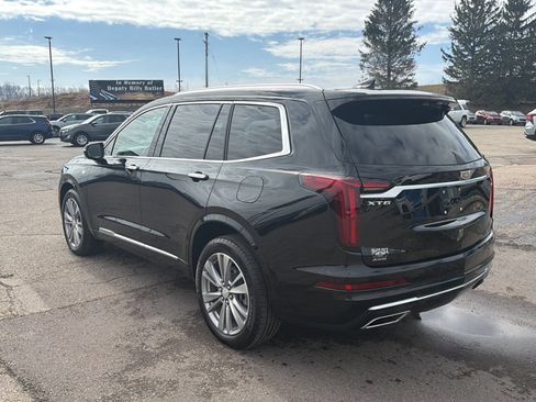 Used 2024 Cadillac XT6 Premium Luxury w/ Technology Package AWD/4WD image 6