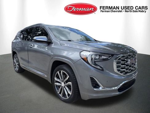 Used 2019 GMC Terrain Denali w/ Advanced Safety Package FWD image 1