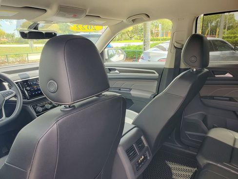 Used 2022 Volkswagen Atlas SE FWD image 11