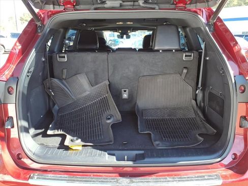 Used 2021 Toyota Highlander XSE image 10