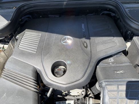Certified 2023 Mercedes-Benz GLS 450 4MATIC image 36