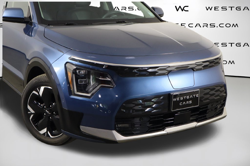 Used 2023 Kia Niro Wave FWD image 51