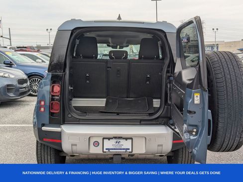 Used 2022 Land Rover Defender 90 image 6